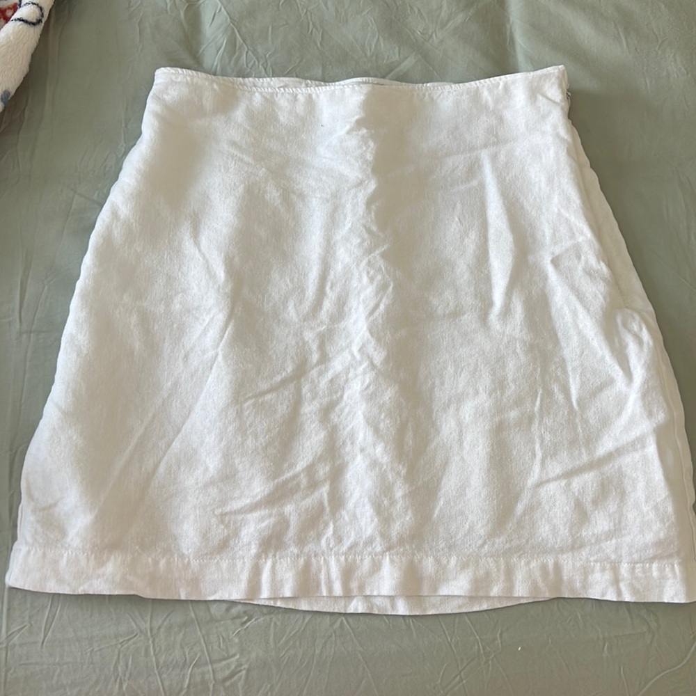 White Abercrombie mini skirt